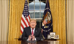 Tổng thống Trump nhận định tích cực về việc ký kết thỏa thuận với Trung, Triều