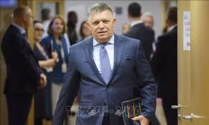 Con đường chính trị của vị Thủ tướng Slovakia vừa bị bắn trọng thương