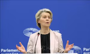 Bà Ursula von der Leyen đối mặt sức ép lớn trước phiên họp Nghị viện châu Âu