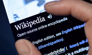Wikipedia yêu cầu xem xét Đạo luật An toàn Trực tuyến của Anh