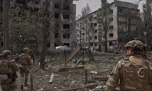 Nga tập hợp 111.000 quân gần mặt trận nóng nhất trên chiến trường Ukraine