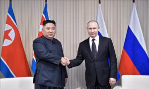 Nhà lãnh đạo Triều Tiên Kim Jong-un cam kết hỗ trợ Nga bằng 'mọi cách có thể'