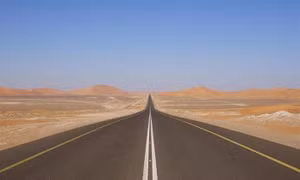 Đoạn đường chạy thẳng gần 240km không có một khúc cua