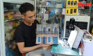 Hoài niệm với những ngôi nhà Pháp cổ thu nhỏ