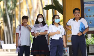 Thí sinh hoàn thành kỳ thi tốt nghiệp THPT 2024 