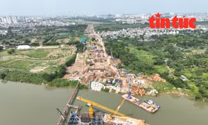 Hà Nội đôn đốc tiến độ loạt dự án cầu vượt sông Hồng, sông Đuống
