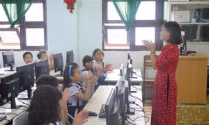 Bộ Tư pháp thông tin về đề xuất cho phép tuyển dụng giáo viên có trình độ cao đẳng
