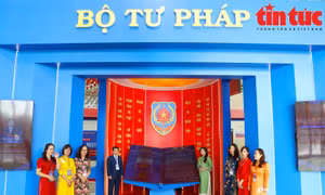 Ấn tượng gian triển lãm của ngành tư pháp và các cơ quan bảo vệ pháp luật