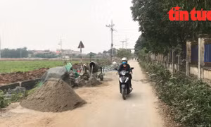Thi công đường chưa đảm bảo an toàn giao thông ở Thường Tín, Hà Nội