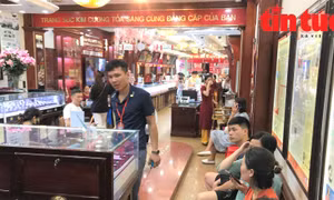 Giá vàng nhẫn vượt mức 73 triệu đồng