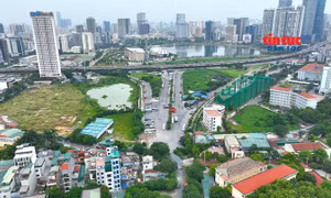 Đường nối Phạm Hùng với đường Lê Đức Thọ thi công dở dang.