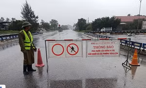 Mưa lớn gây ngập Quốc lộ 1, Cục Đường bộ kích hoạt phân luồng khẩn cấp