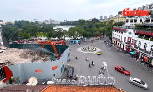 'Hàm cá mập' biến mất, quảng trường Đông Kinh Nghĩa Thục rộng mở