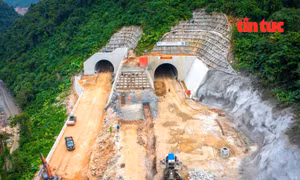 Cao tốc Đồng Đăng - Trà Lĩnh: Nỗ lực vượt khó, tăng tốc ngày đêm để kịp tiến độ