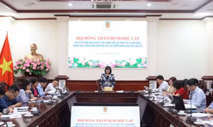 Cán bộ vẫn 'e dè' dùng dữ liệu số, yêu cầu người dân nộp hồ sơ giấy