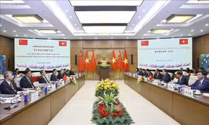 Phiên họp lần thứ nhất Uỷ ban hợp tác giữa Quốc hội Việt Nam và Nhân đại toàn quốc Trung Quốc