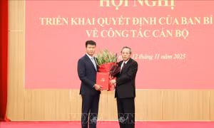 Đồng chí Trần Huy Tuấn giữ chức Phó Bí thư Tỉnh ủy Ninh Bình