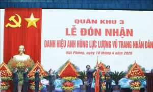 Tổng Bí thư, Chủ tịch nước dự Lễ đón nhận Danh hiệu Anh hùng LLVT nhân dân của Quân khu 3