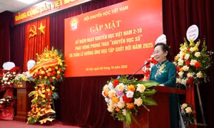Học tập suốt đời trong kỷ nguyên số, bắt đầu từ xóa mù công nghệ