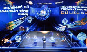 Để chuyển đổi số ngân hàng tăng tốc an toàn