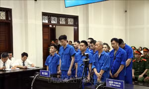 Tuyên án đối với các bị cáo trong đường dây mua bán trái phép ma túy liên tỉnh