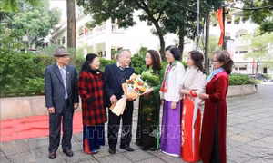 Lần đầu tiên xây dựng quy định về nhà giáo hợp đồng toàn thời gian sau khi nghỉ hưu