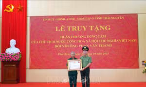 Truy tặng Huân chương Dũng cảm cho Tổ trưởng an ninh trật tự cơ sở 