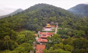 Hai miền đất - một dòng chảy phát triển (Bài 2) 