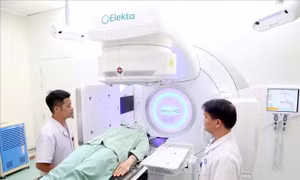 Chuyển đổi số y tế toàn diện, đưa kỹ thuật điều trị chuyên sâu về cơ sở