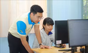 Từng bước đưa kỹ năng số trở thành một phần trong đời sống của người dân