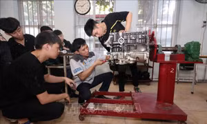 Gỡ nút thắt để giáo dục nghề nghiệp không còn là 'lựa chọn thứ hai'