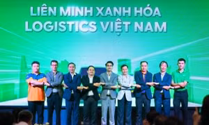 Logistics đô thị trước bài toán chuyển đổi sang xe điện