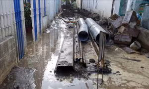 Nhanh chóng khắc phục sự cố vỡ đường ống nước sinh hoạt tại Lào Cai