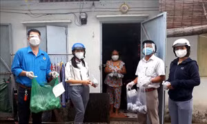 TP Hồ Chí Minh, Tiền Giang, Đồng Tháp hỗ trợ người nghèo, lao động khó khăn