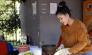 Tam Mak Houng - Món ăn dễ nghiện và khó quên của Lào