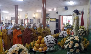 Đại lễ Phật đản 2021: Nêu cao tinh thần đoàn kết cùng đất nước vượt qua đại dịch COVID-19