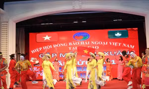 Cộng đồng người Việt Nam tại Macau (Trung Quốc) gặp mặt đầu Xuân Tân Sửu