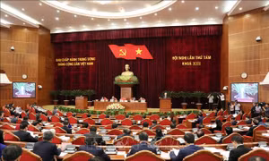 Ngày làm việc thứ hai Hội nghị Trung ương 8 khóa XIII
