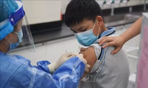 Nguy cơ đối với trẻ chưa tiêm vaccine ngừa COVID-19