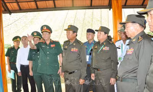 Kỷ niệm 42 năm 'Con đường tiến tới đánh đổ chế độ diệt chủng Pôn Pốt': Vun đắp thêm tình hữu nghị Việt Nam và Campuchia 