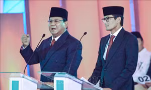 Bầu cử Indonesia: Cặp ứng cử viên Prabowo-Sandiaga nộp đơn kiện lên Tòa án Hiến pháp