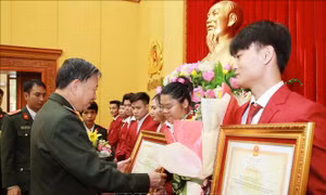 Khen thưởng VĐV, HLV Công an nhân dân đạt thành tích cao tại SEA Games 30