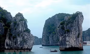 Tạm dừng tăng phí tham quan Vịnh Hạ Long, Bái Tử Long