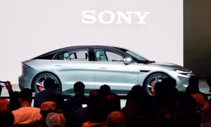 Sony ra mắt mẫu xe điện mới 'Vision S'