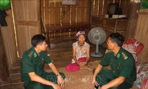 Phát triển Đảng ở đồng bào dân tộc Chứt - Bài cuối: Xây dựng 'cầu nối' giữa bản làng với Đảng