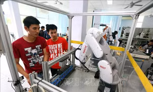 Chính sách KHCN thúc đẩy phát triển KT-XH - Bài 2: Đồng hành cùng doanh nghiệp, tái cấu trúc kinh tế