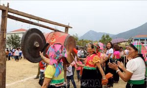 Đặc sắc Lễ hội Xòe Chiêng xuân Kỷ Hợi 2019