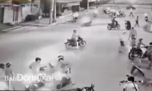 Bắt 3 đối tượng trong nhóm thanh niên tụ tập gây rối lúc nửa đêm  