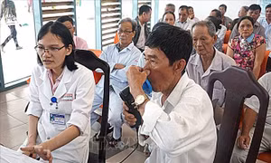 Tầm soát miễn phí bệnh hen, phổi tắc nghẽn mãn tính cho người dân