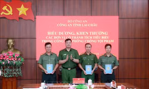 Khen thưởng các đơn vị phá án về ma túy, lừa đảo trên không gian mạng